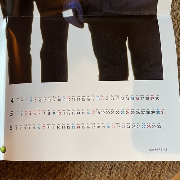 The BEATLES Dual-Size Poster Print 20" Long x 14" Wide Color & B&W Print JAPAN - Picture 7 of 11